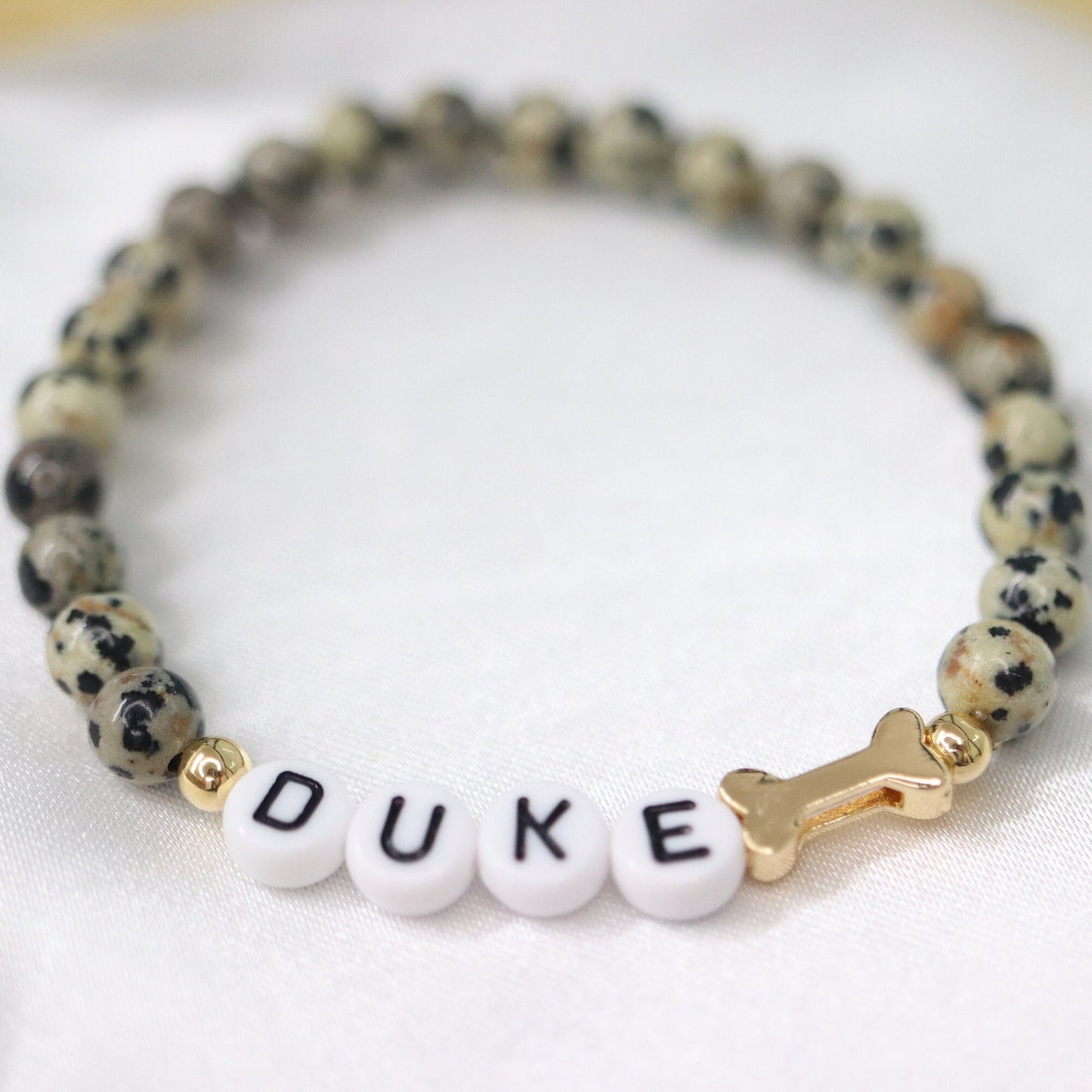 Pulsera personalizada con nombre de perro - Hueso dorado
