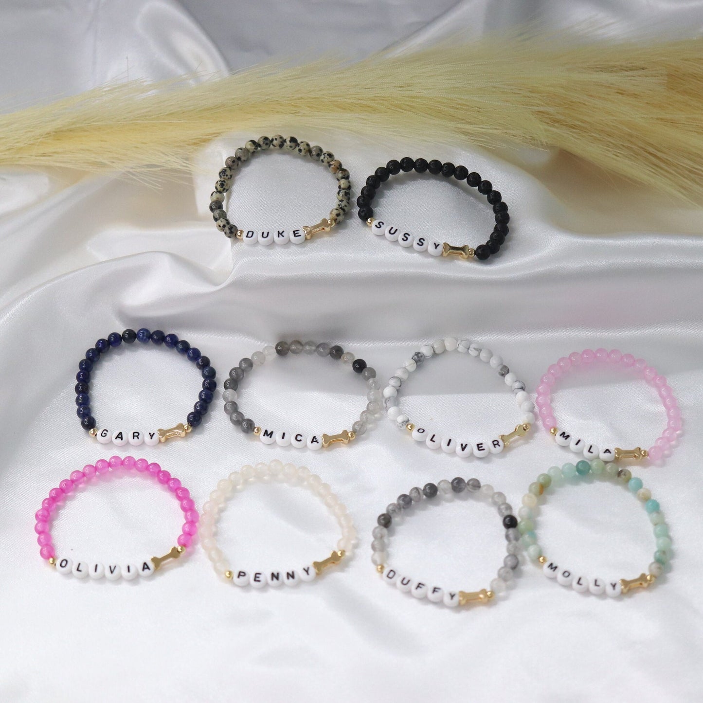 Pulsera personalizada con nombre de perro - Hueso dorado