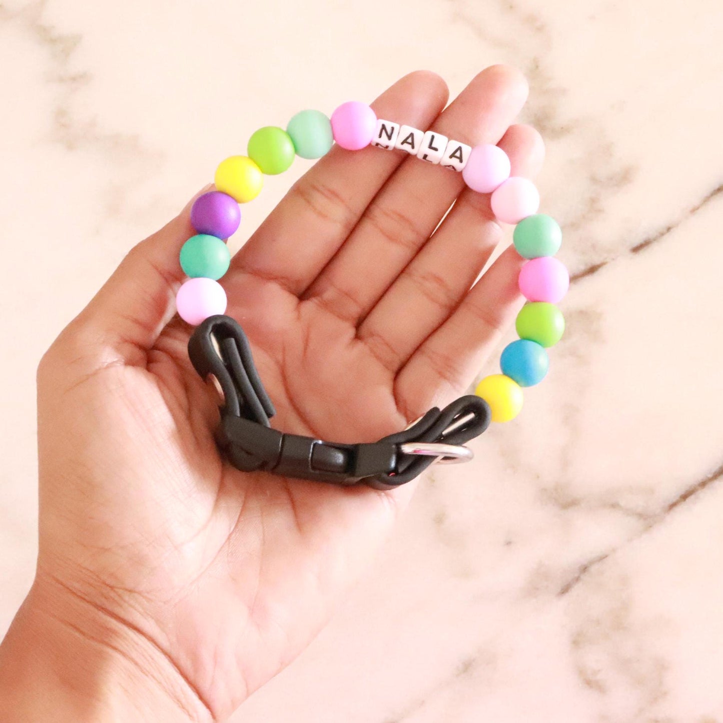 Conjunto de gato y dueño a juego