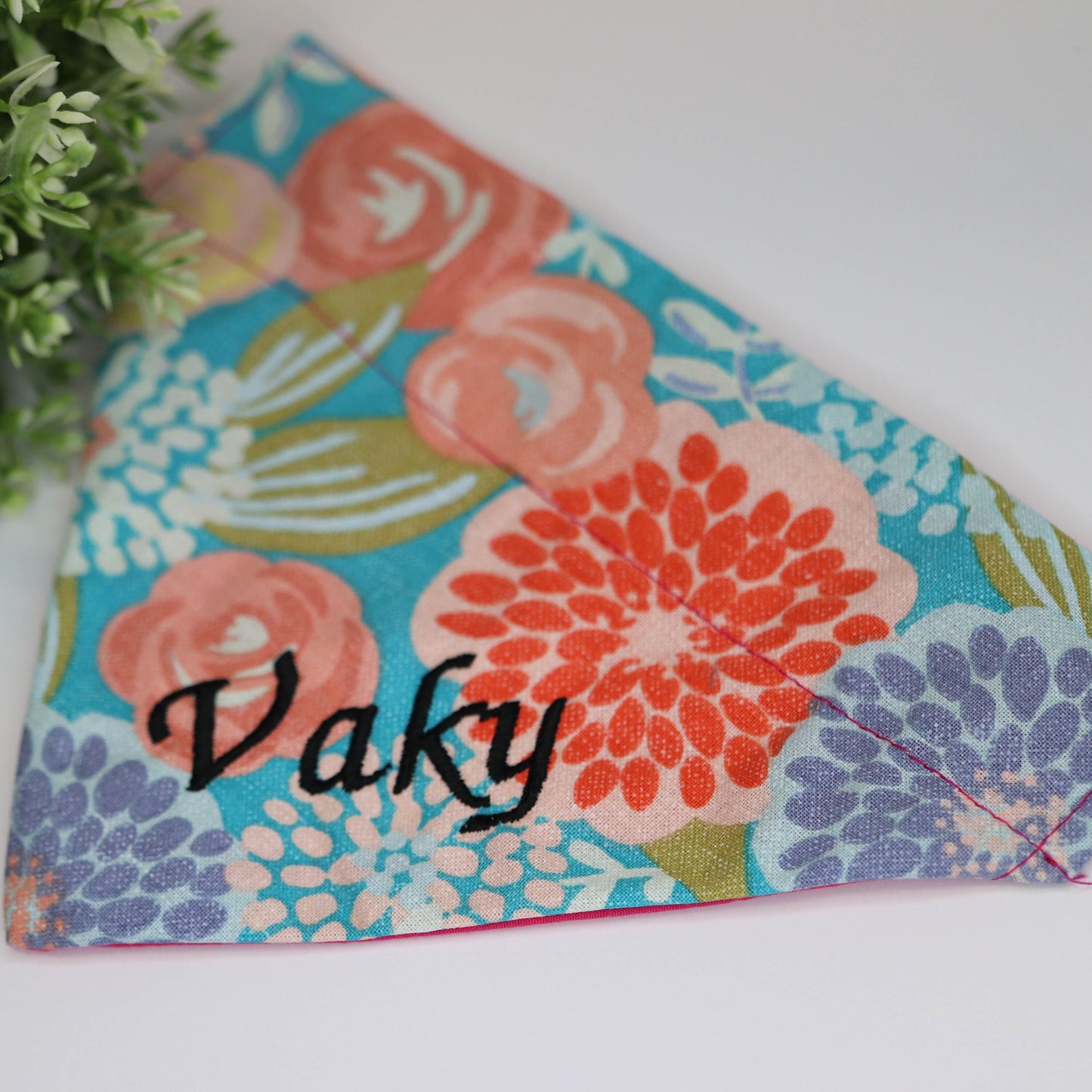 Personalized Embroidery Name Bandana -Floral Style