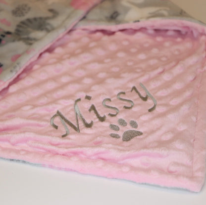 Personalized embroidered cat name blanket,custom name blanket for cat,pink cat soft blanket,minky fleece blanket for cats,weighted blanket,